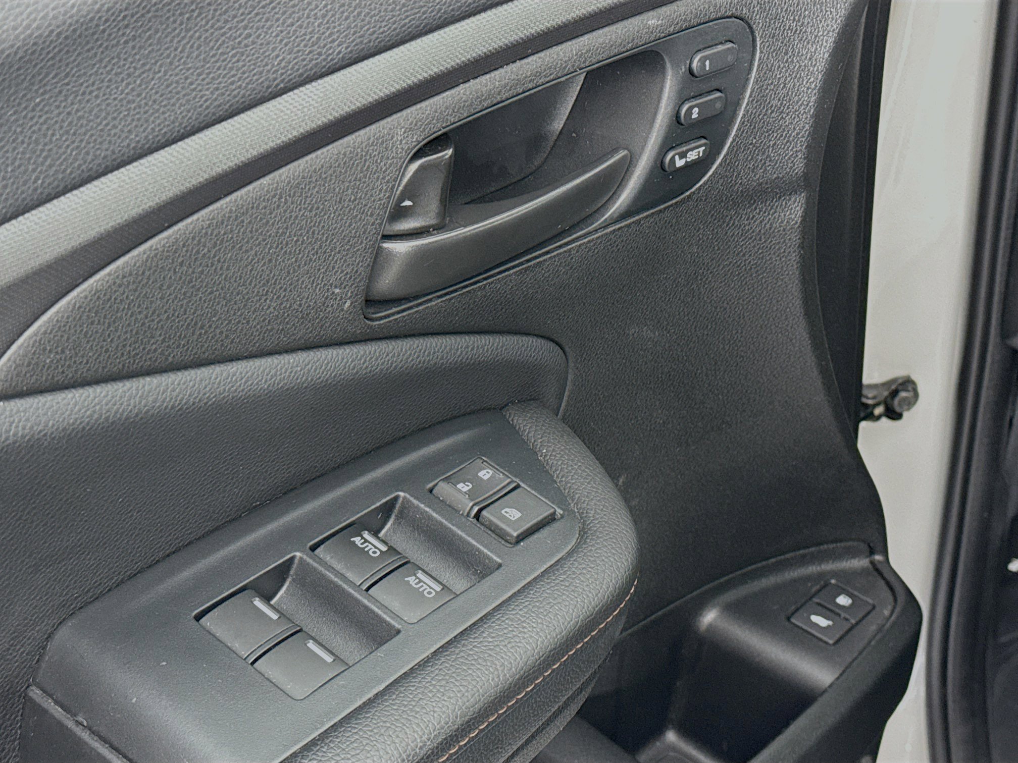 Certified 2022 Honda Pilot TrailSport image 18