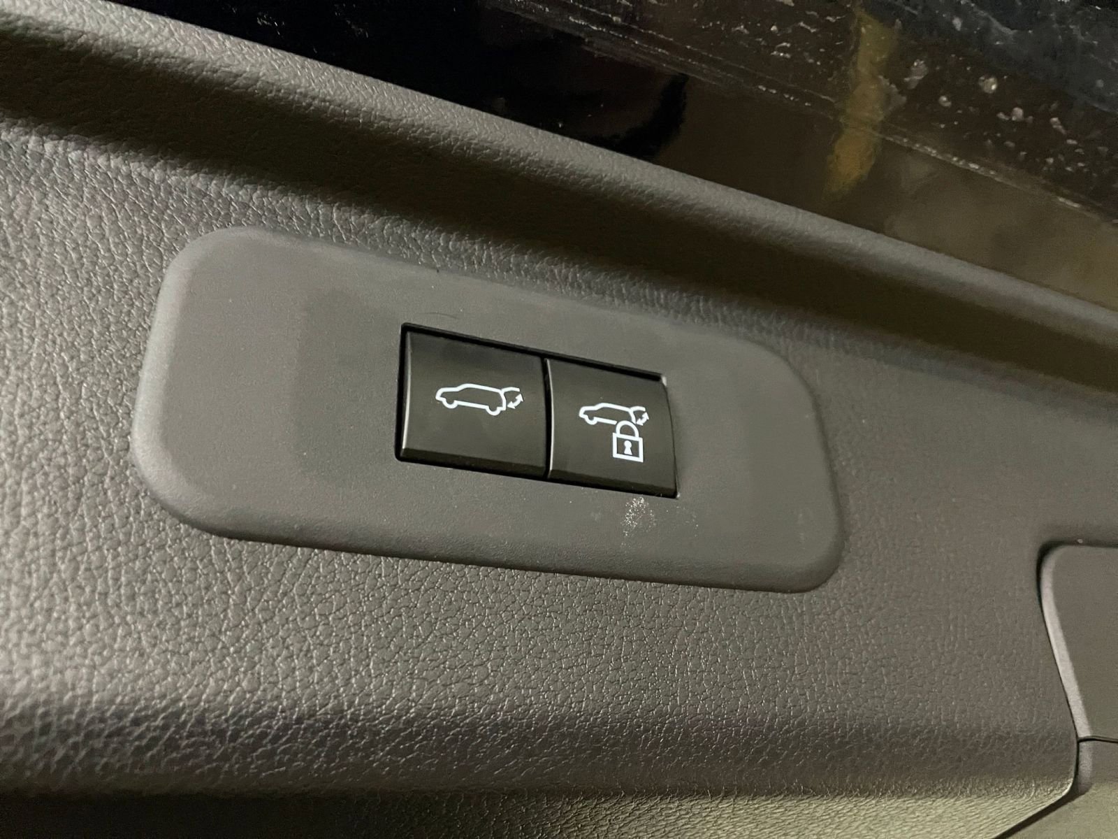 Used 2025 Toyota Grand Highlander FWD image 23