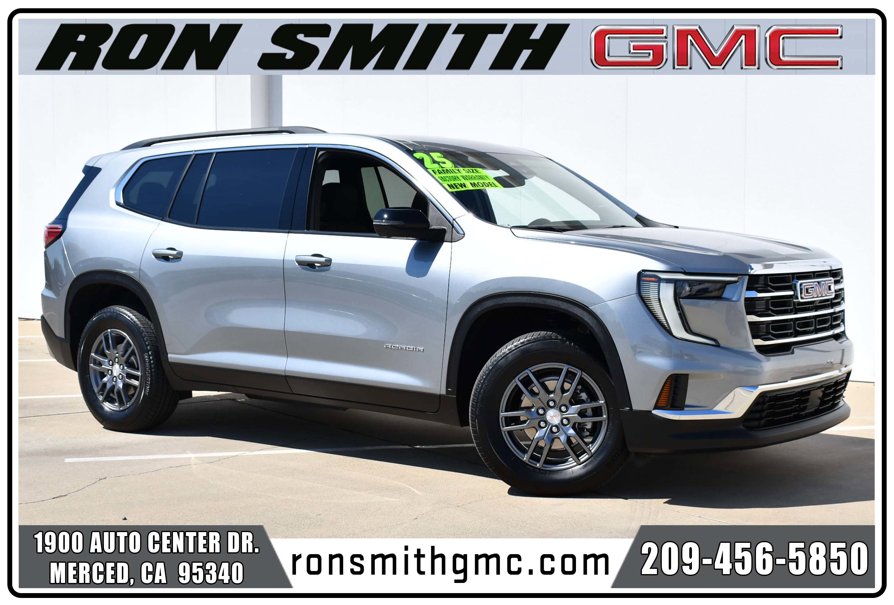 Used 2025 GMC Acadia Elevation FWD image 1