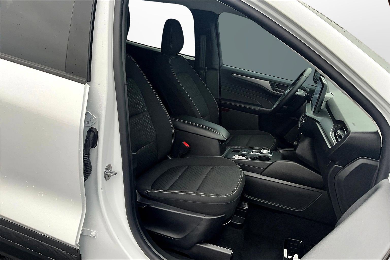 Used 2024 Ford Escape Active w/ Tech Pack #1 FWD image 7
