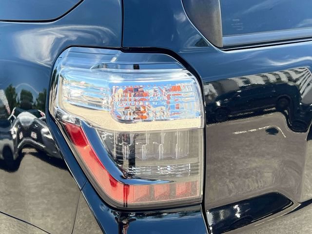 Certified 2019 Toyota 4Runner SR5 Premium AWD/4WD image 14