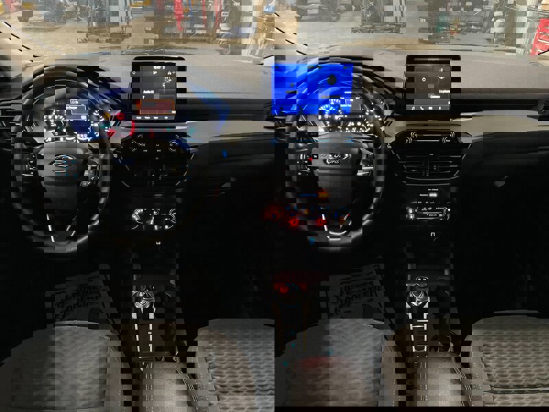 Used 2020 Ford Escape SE image 7