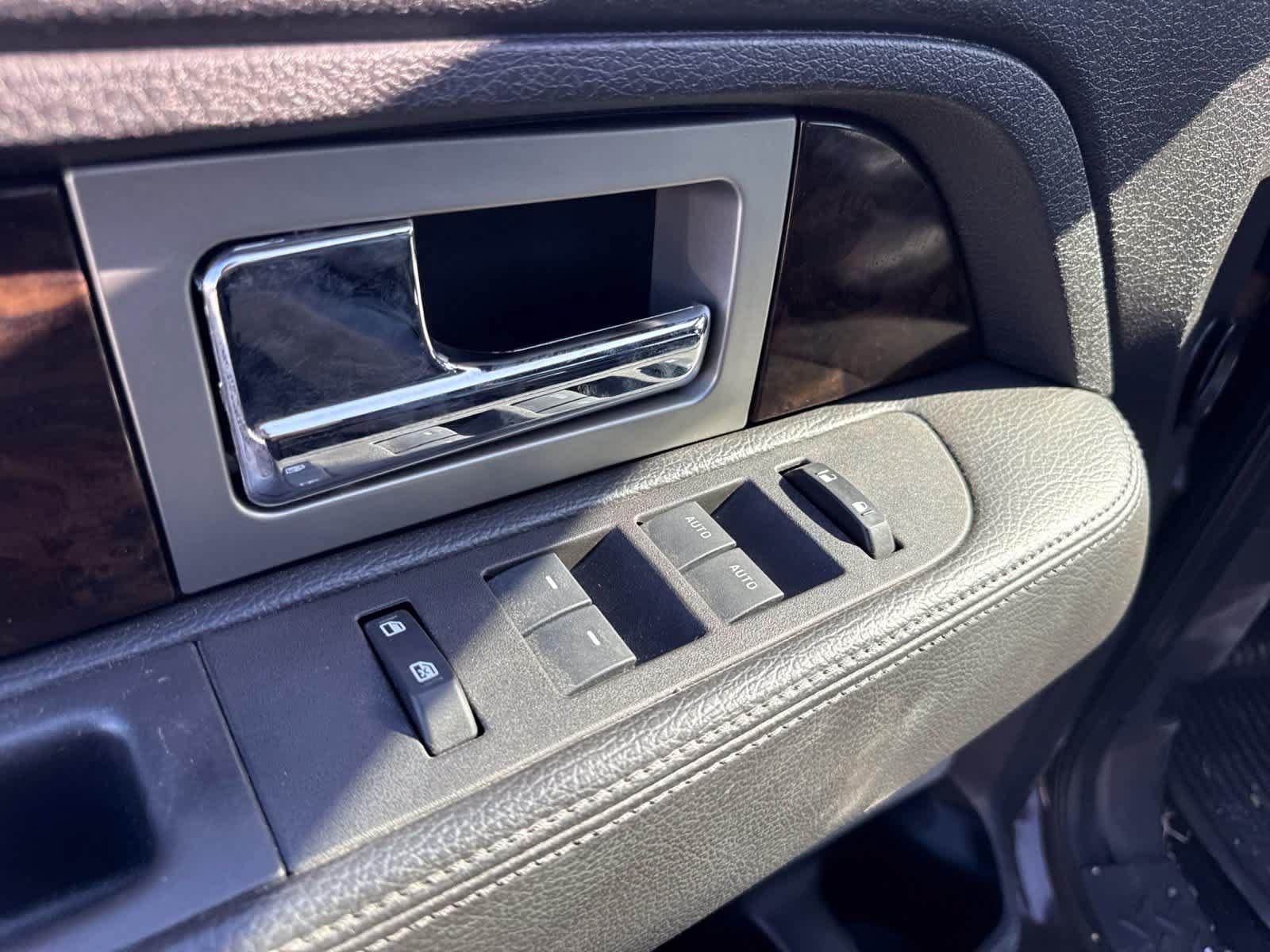 Used 2013 Ford F150 Platinum AWD/4WD image 24