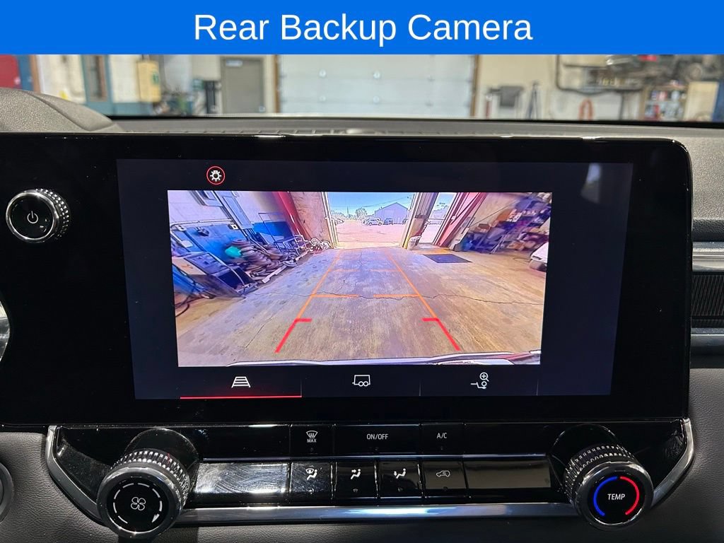 Used 2024 GMC Canyon Elevation w/ Trailering Package RWD image 5