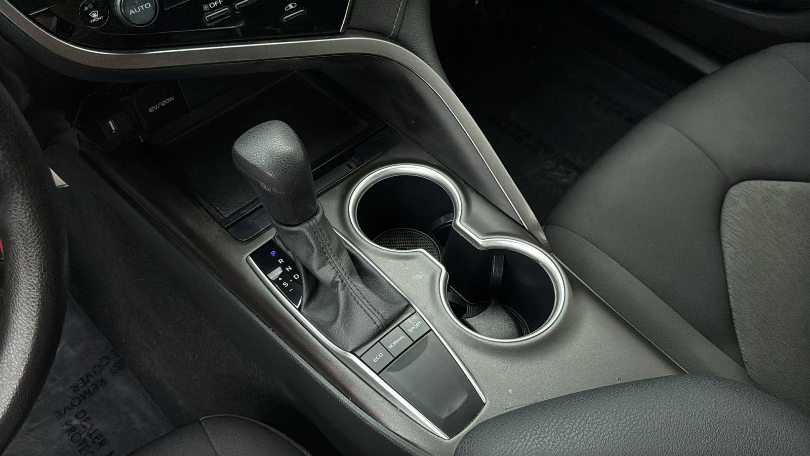 Used 2023 Toyota Camry LE image 21