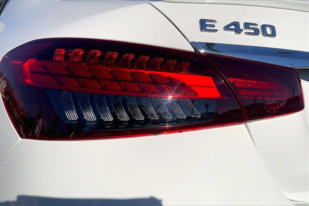 Used 2022 Mercedes-Benz E 450 4MATIC Sedan image 27
