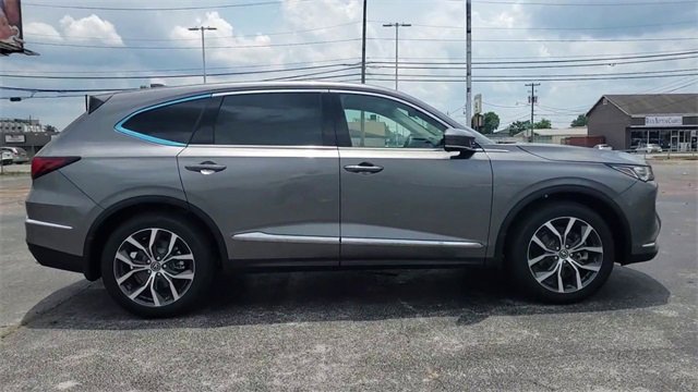 Used 2022 Acura MDX FWD w/ Technology Package image 9