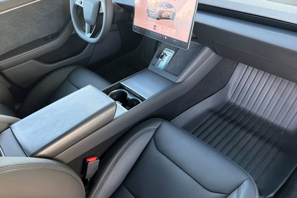 Used 2025 Tesla Model 3 Long Range AWD/4WD image 15