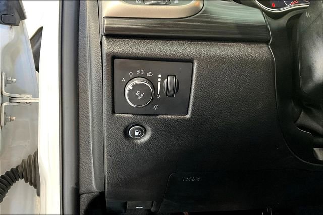 Used 2019 Jeep Grand Cherokee Altitude image 39