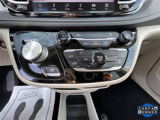 Used 2022 Chrysler Pacifica Touring-L image 30