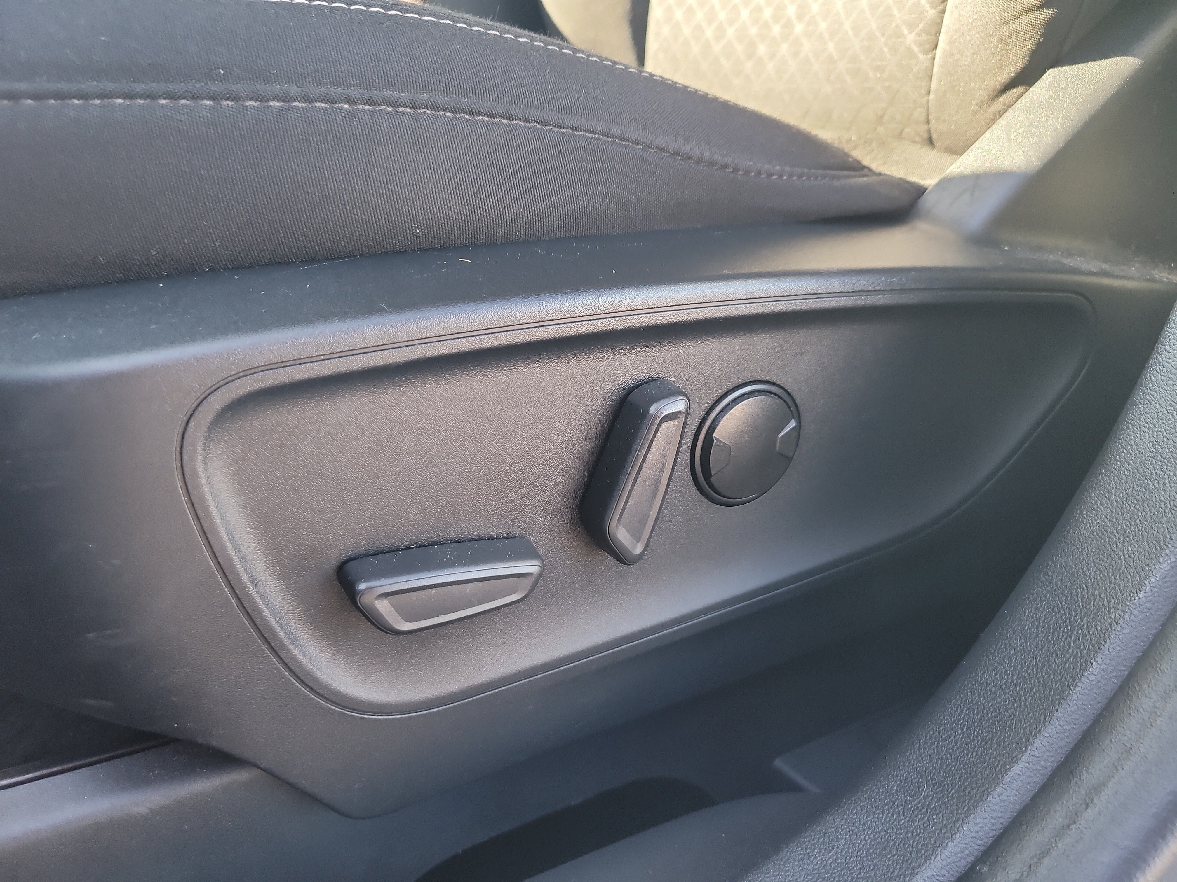 Used 2024 Ford Escape Active FWD image 18