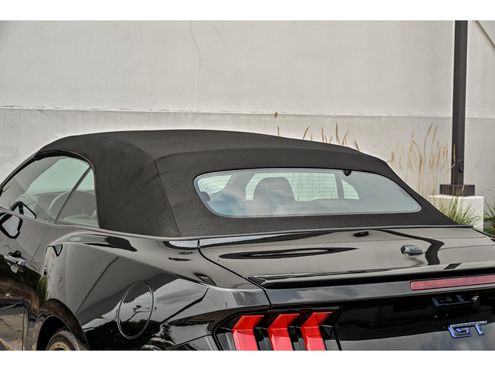 Used 2025 Ford Mustang GT Premium RWD image 17