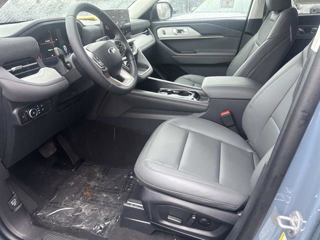 New 2026 Ford Explorer Active w/ Active Comfort Package image 8