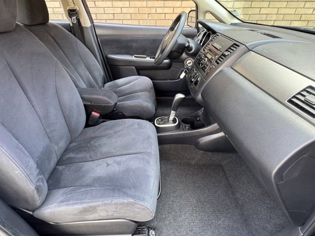 Used 2009 Nissan Versa 1.8 S w/ PWR Pkg FWD image 6