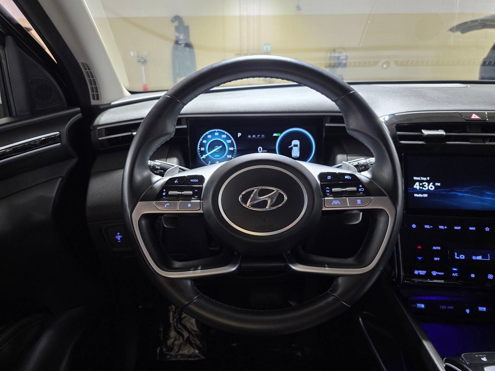 Used 2024 Hyundai Tucson SEL AWD/4WD image 29