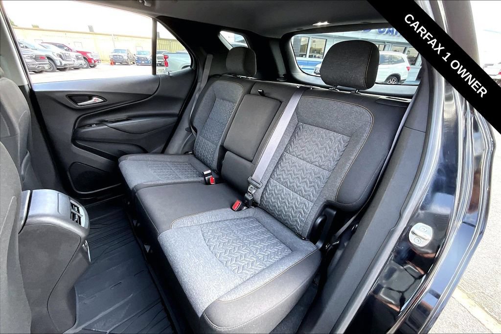Used 2022 Chevrolet Equinox LT w/ LPO, Floor Liner Package FWD image 6