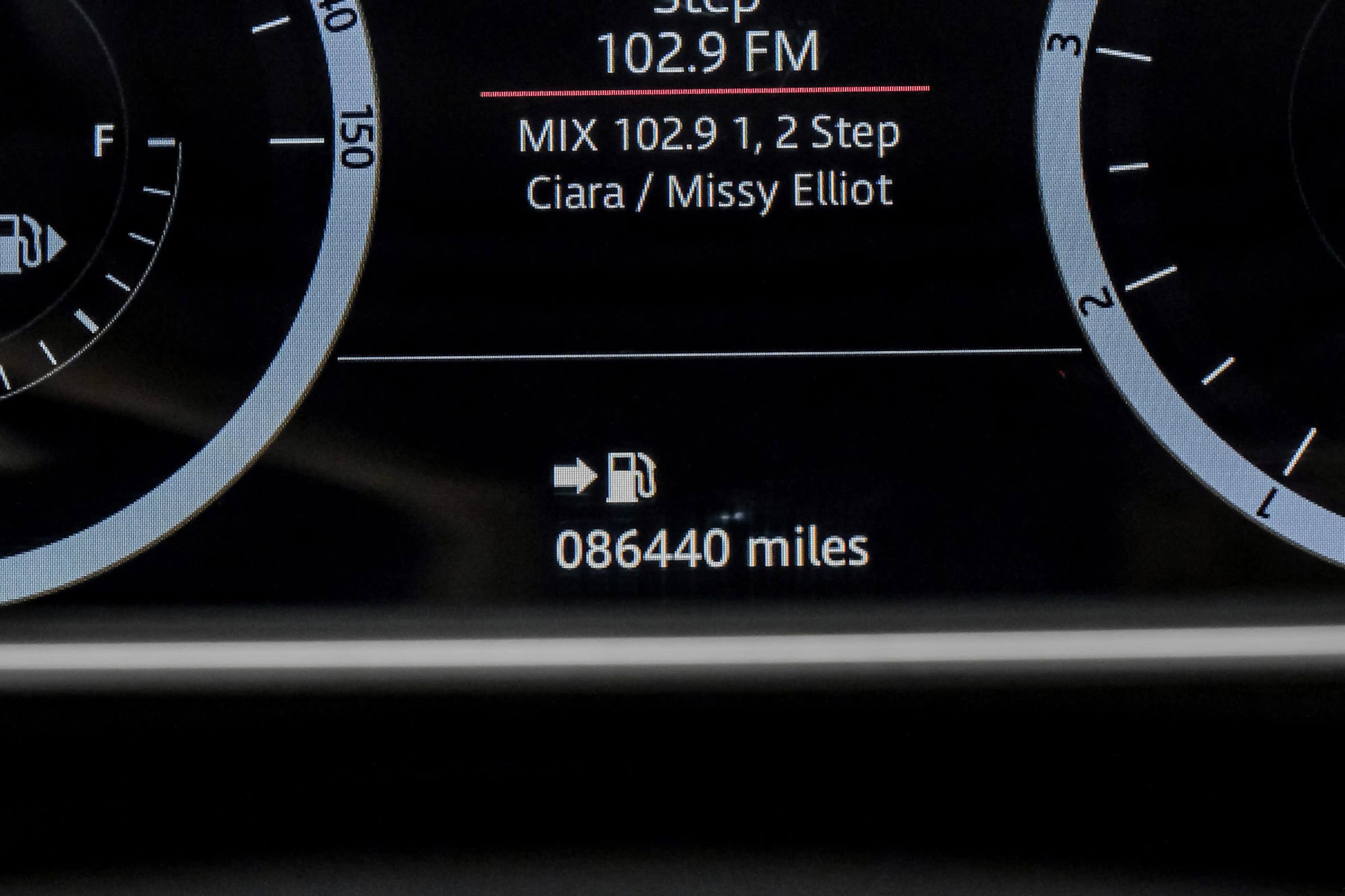 Used 2017 Land Rover Range Rover Sport HSE image 22