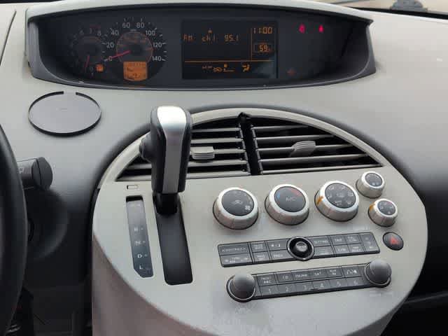Used 2004 Nissan Quest SL w/ (SEA) Seat Pkg FWD image 27