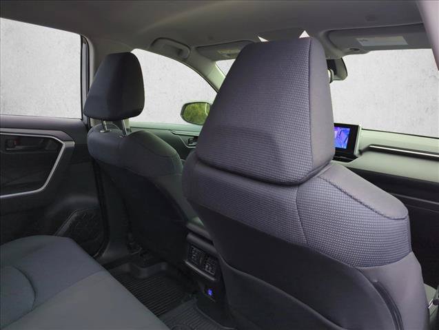 Used 2024 Toyota RAV4 LE AWD/4WD image 29