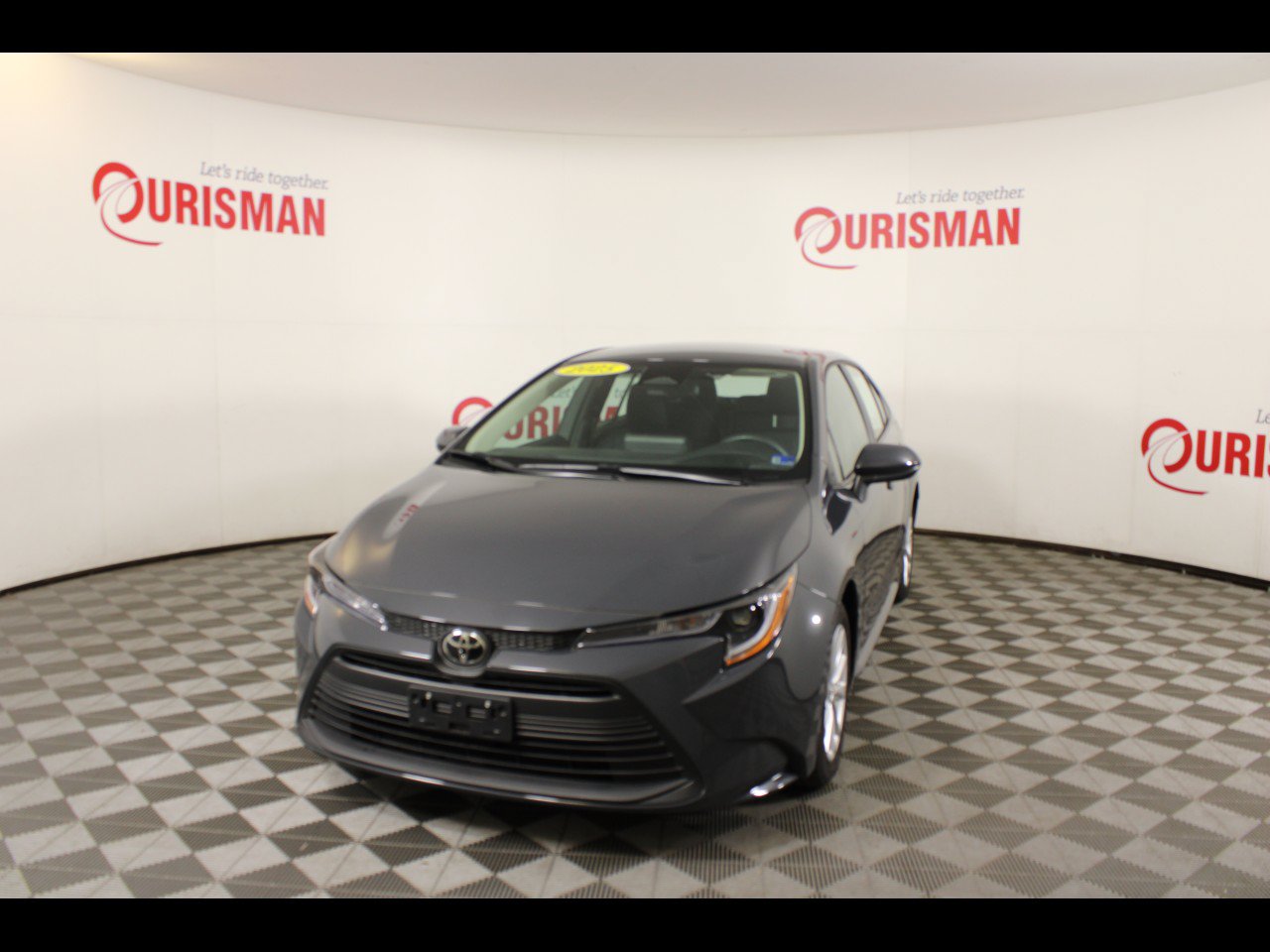Used 2025 Toyota Corolla LE w/ LE Premium Package FWD video 1