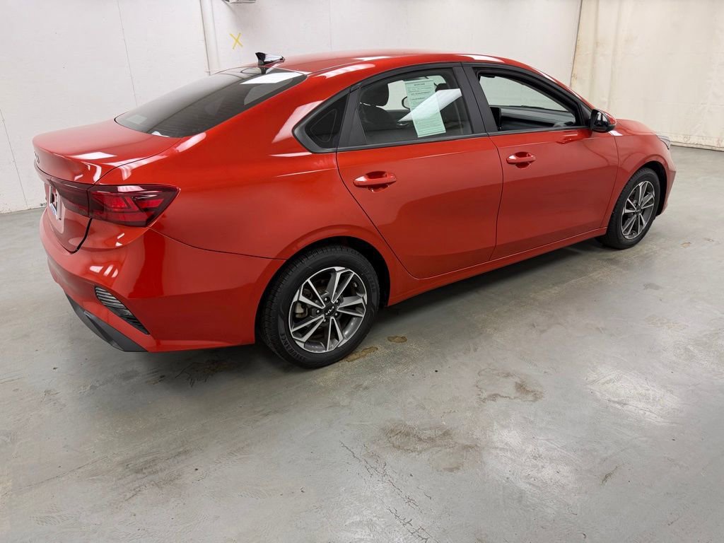 Used 2023 Kia Forte LXS w/ LXS Technology Package image 5