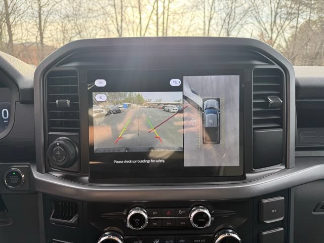 Used 2025 Ford F150 Lightning XLT AWD/4WD image 16