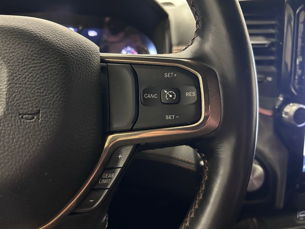 Used 2023 RAM 1500 Limited AWD/4WD image 11