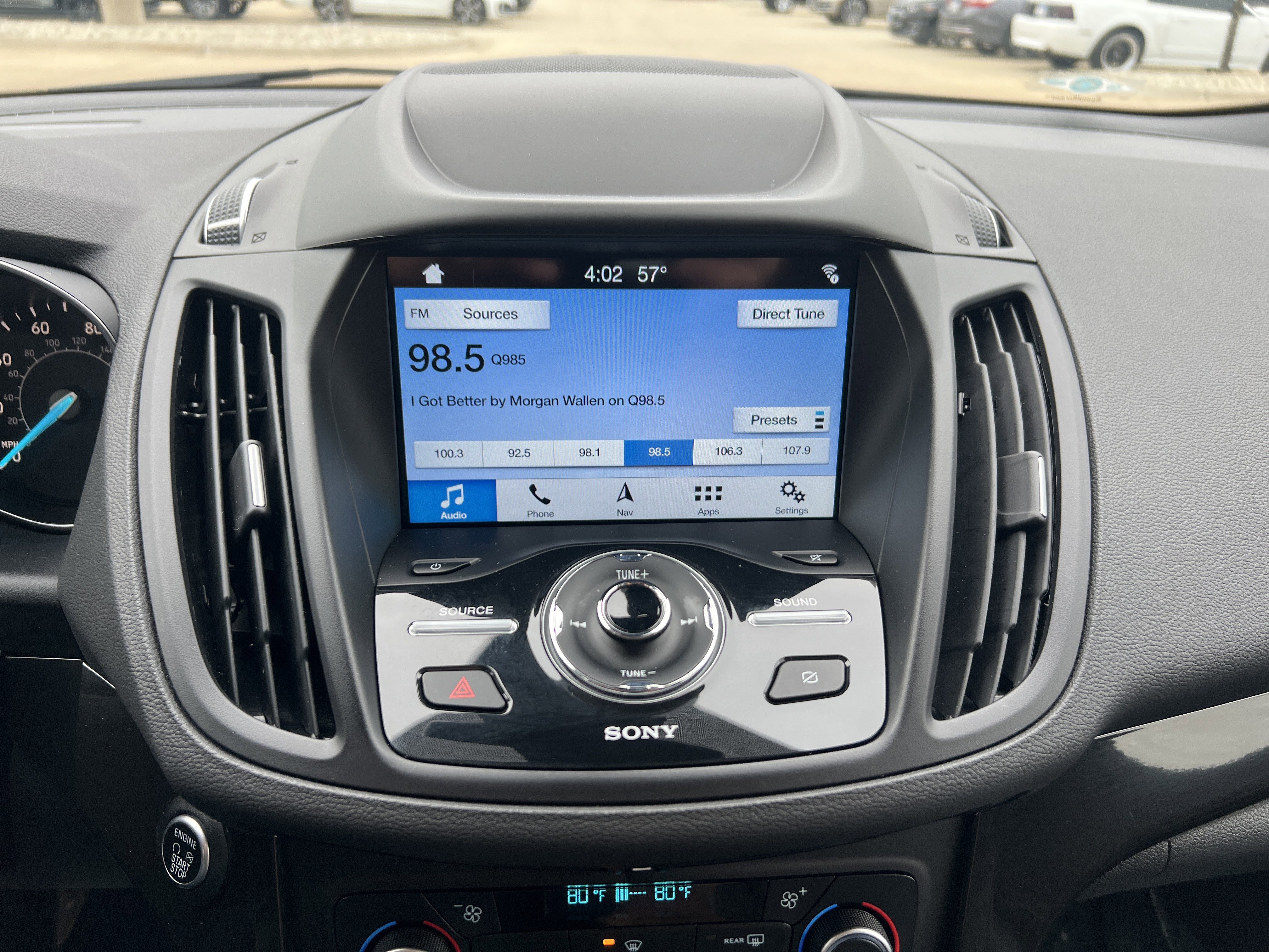 Used 2019 Ford Escape Titanium image 9