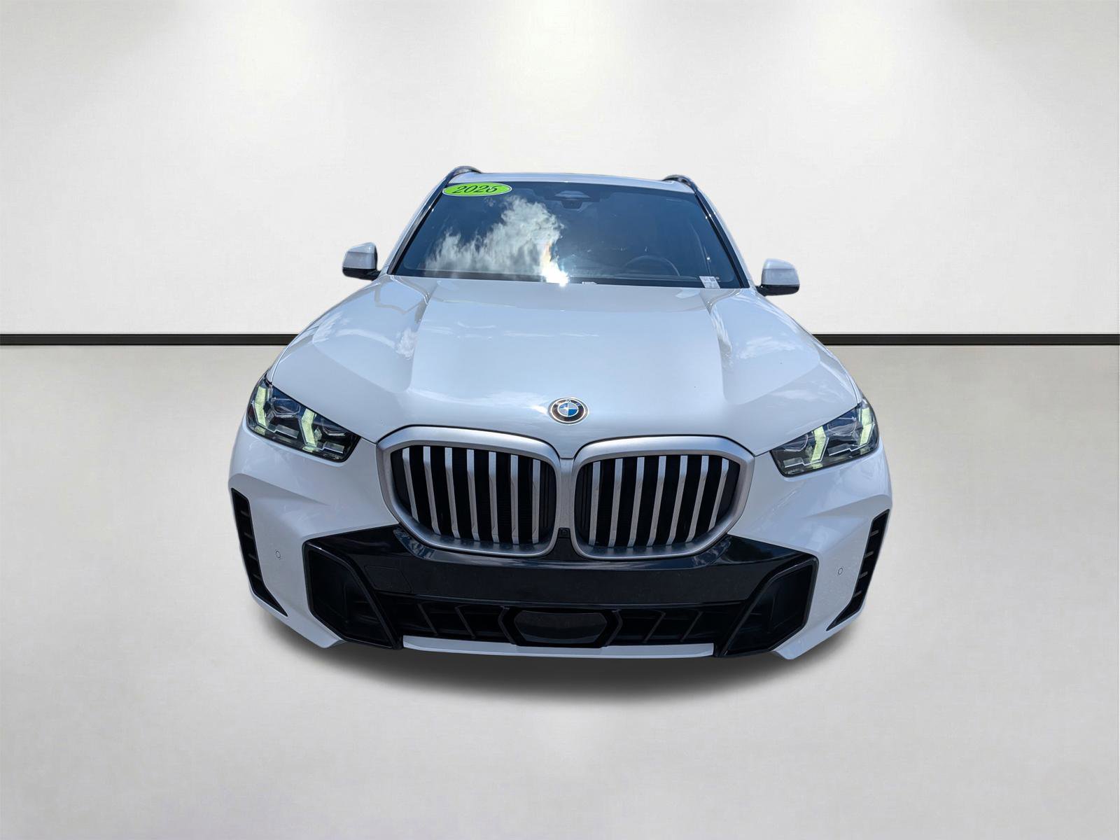 Used 2026 BMW X5 xDrive40i w/ M Sport Package AWD/4WD image 10