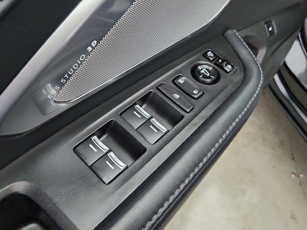 Used 2021 Acura RDX w/ Advance Package AWD/4WD image 25