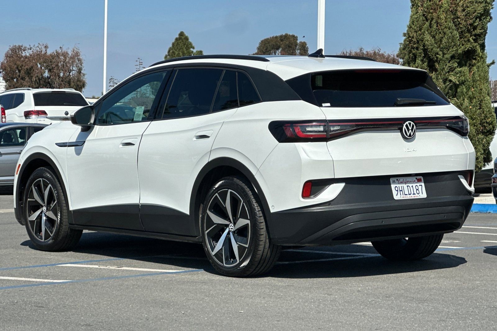 Used 2023 Volkswagen ID.4 Pro S image 6