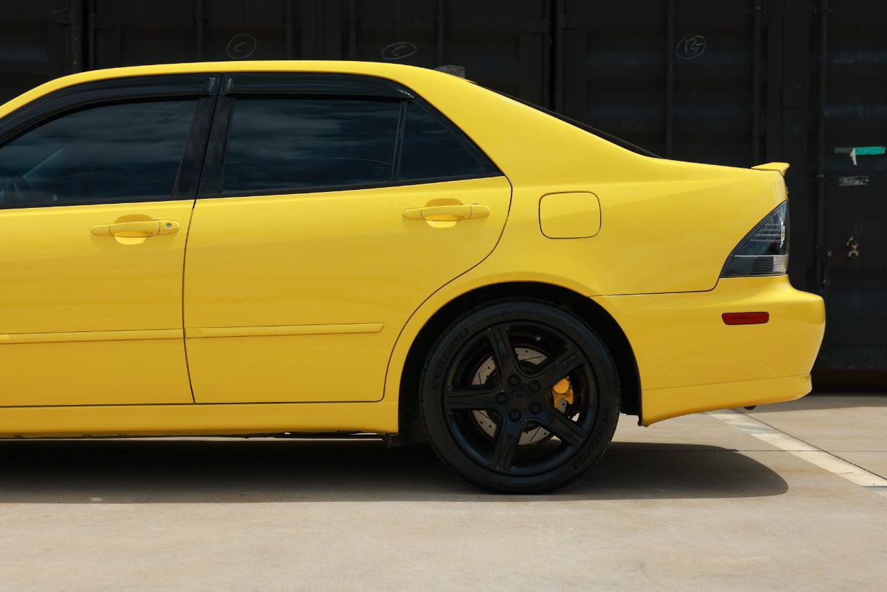 Used 2003 Lexus IS 300 w/ Power & Leather Pkg RWD image 26