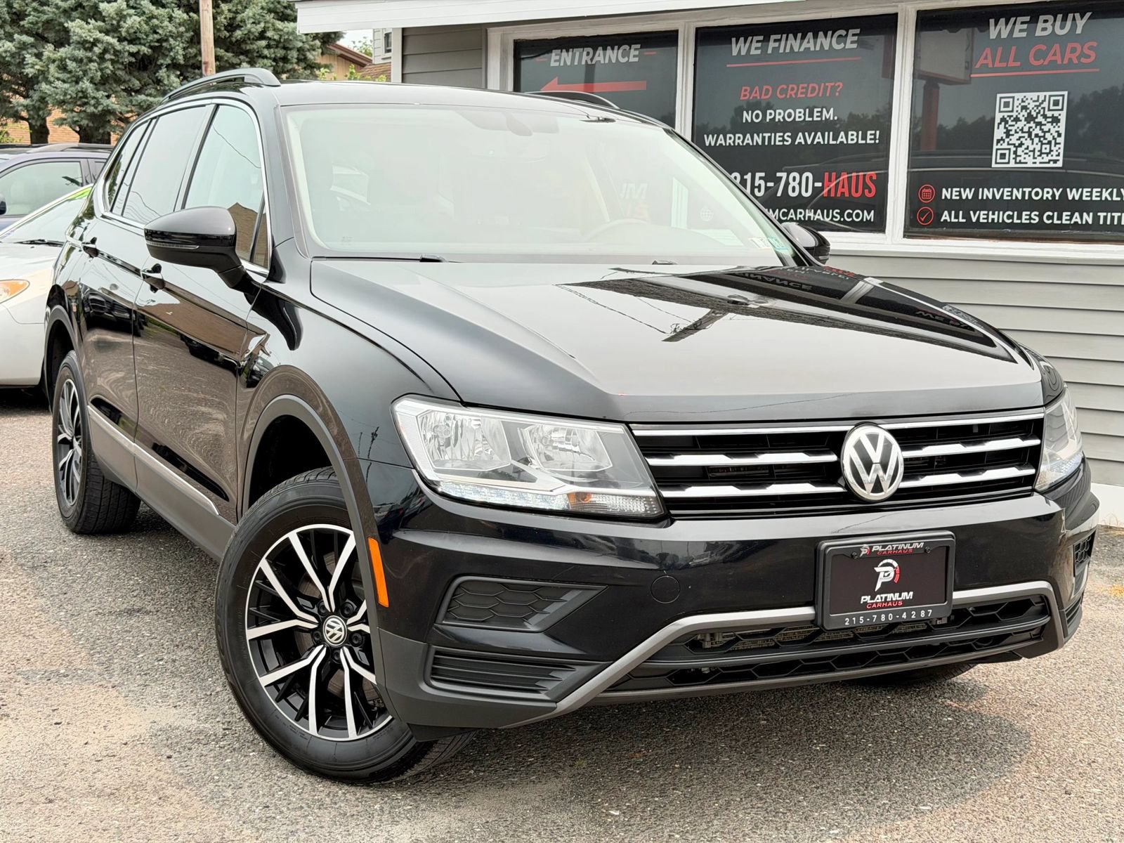 Used 2021 Volkswagen Tiguan SE w/ Panoramic Sunroof Package AWD/4WD image 16