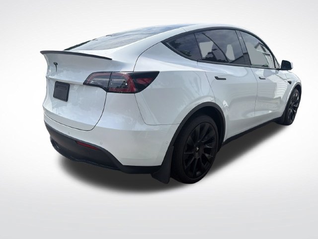 Used 2021 Tesla Model Y Long Range AWD/4WD image 5