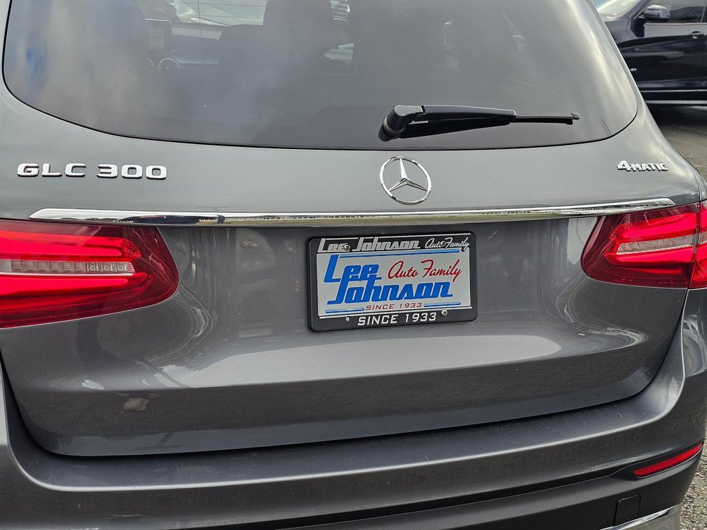 Used 2018 Mercedes-Benz GLC 300 4MATIC image 25