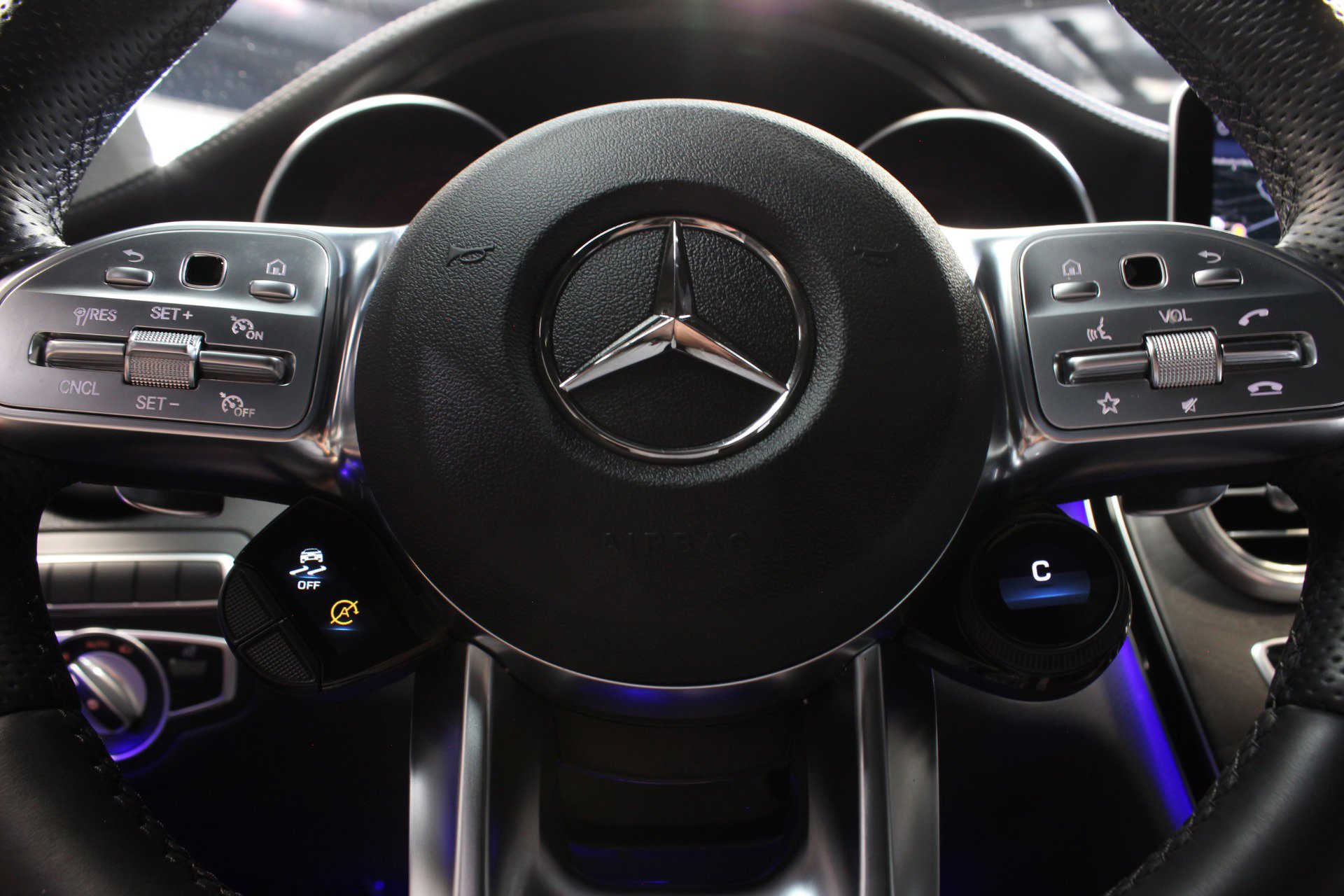 Used 2020 Mercedes-Benz C 63 AMG S w/ Multimedia Package image 47