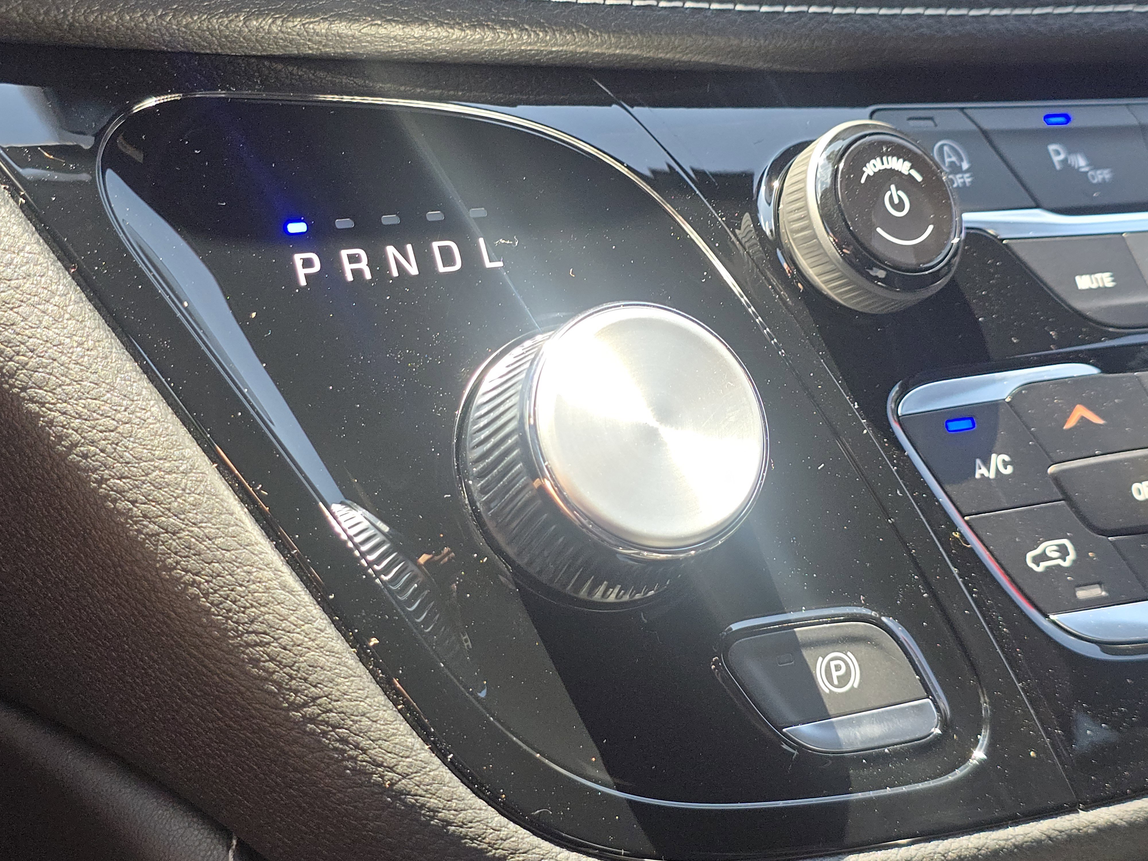 New 2026 Chrysler Pacifica Limited w/ S Appearance Package image 32