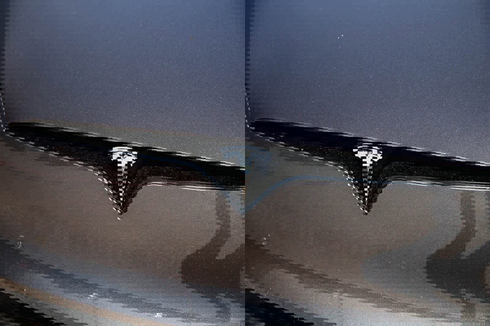 Used 2022 Tesla Model S Plaid image 11