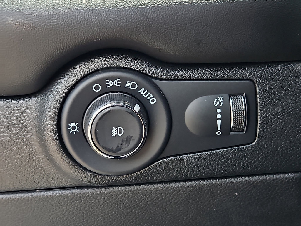 Used 2023 Dodge Durango R/T AWD/4WD image 27