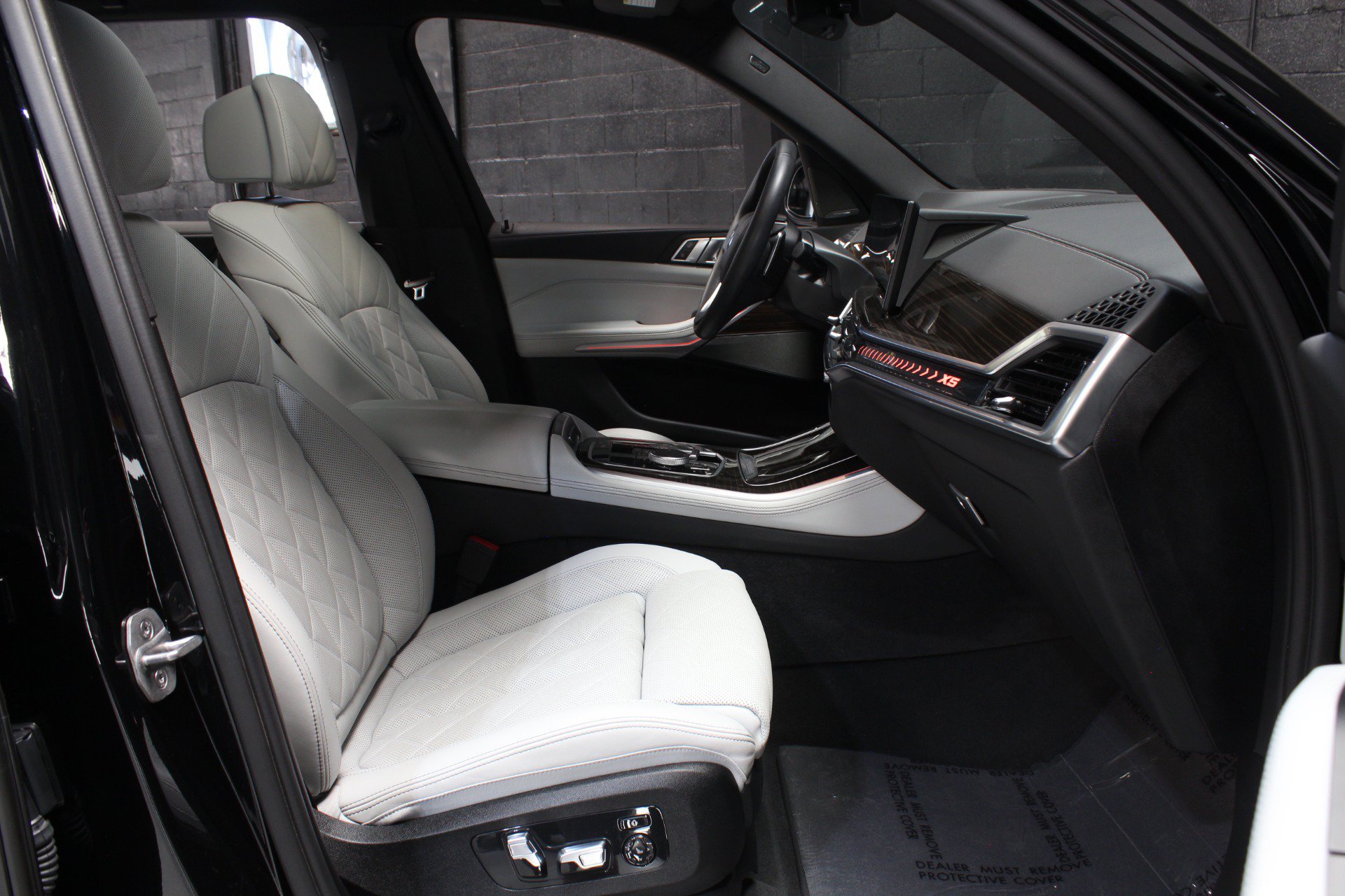 Used 2024 BMW X5 sDrive40i w/ Premium Package RWD image 50