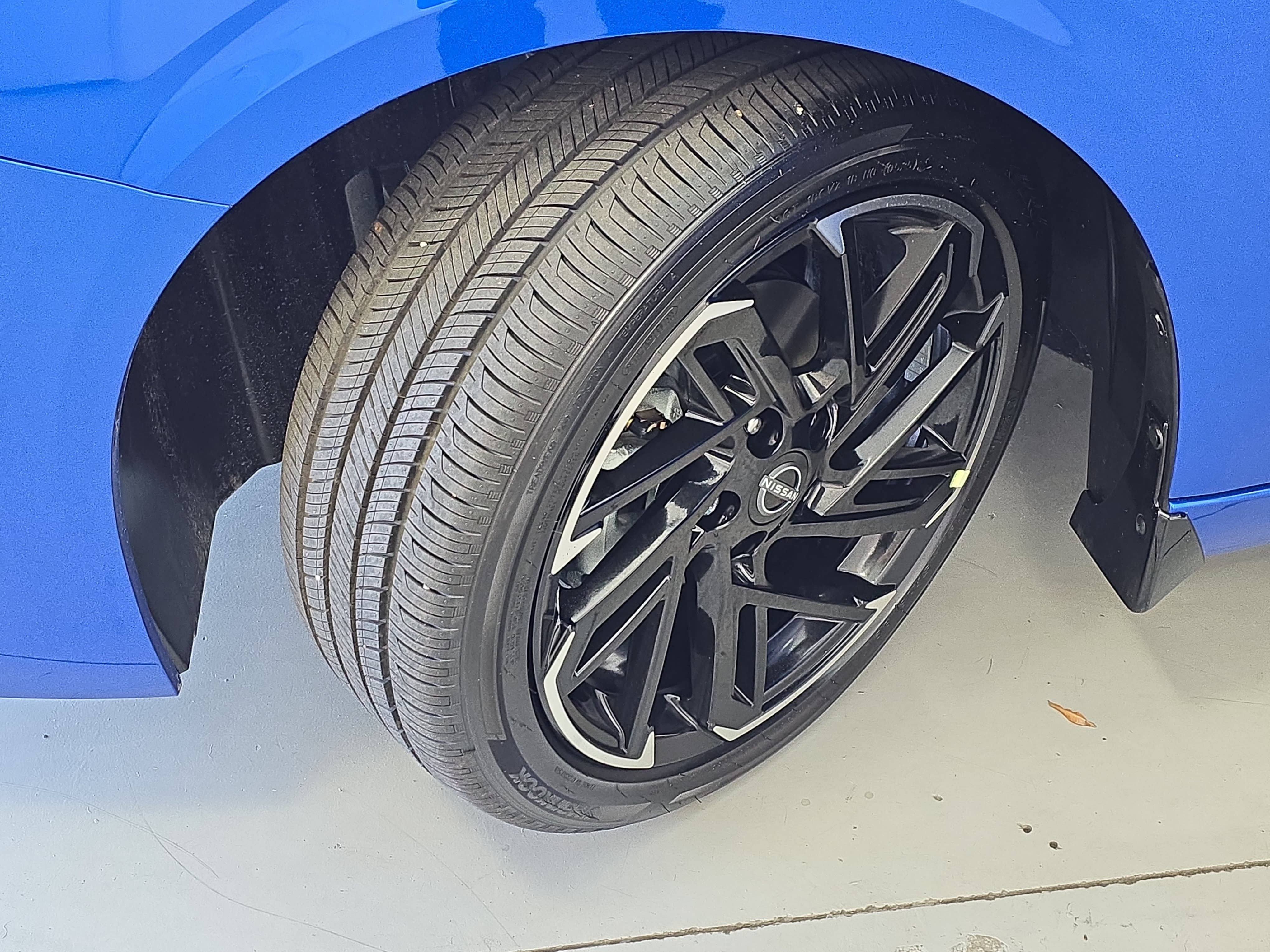 New 2026 Nissan Sentra SR w/ SR Premium Package FWD image 29
