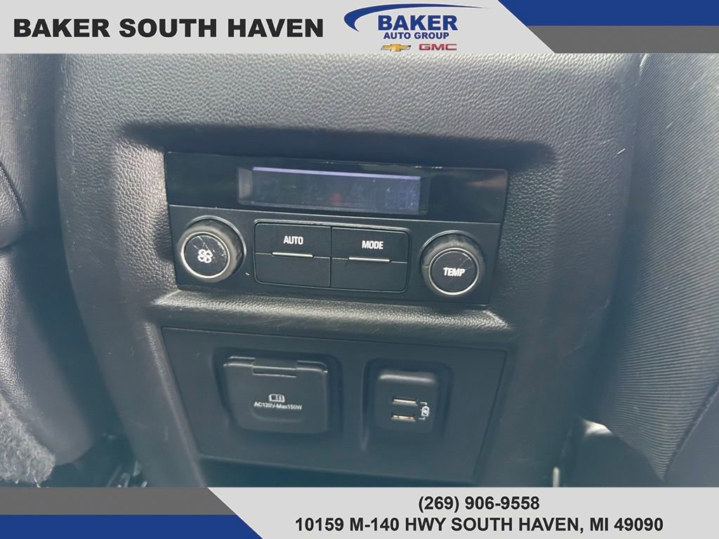 Used 2022 Chevrolet Traverse RS w/ LPO, Floor Liner Package image 12