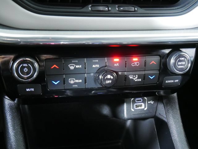 Certified 2023 Jeep Compass Limited w/ Sun and Sound Group AWD/4WD image 30