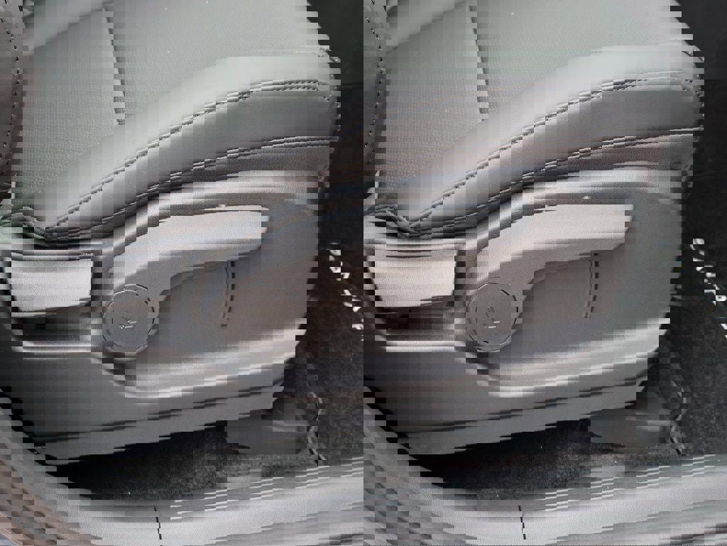 New 2026 Hyundai Santa Fe XRT image 11