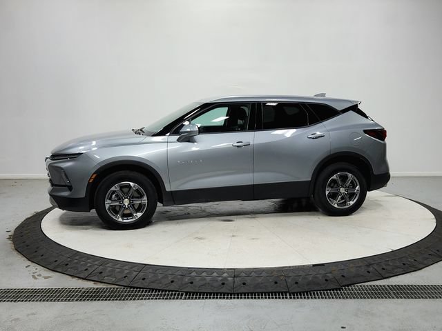 Used 2025 Chevrolet Blazer LT FWD image 5