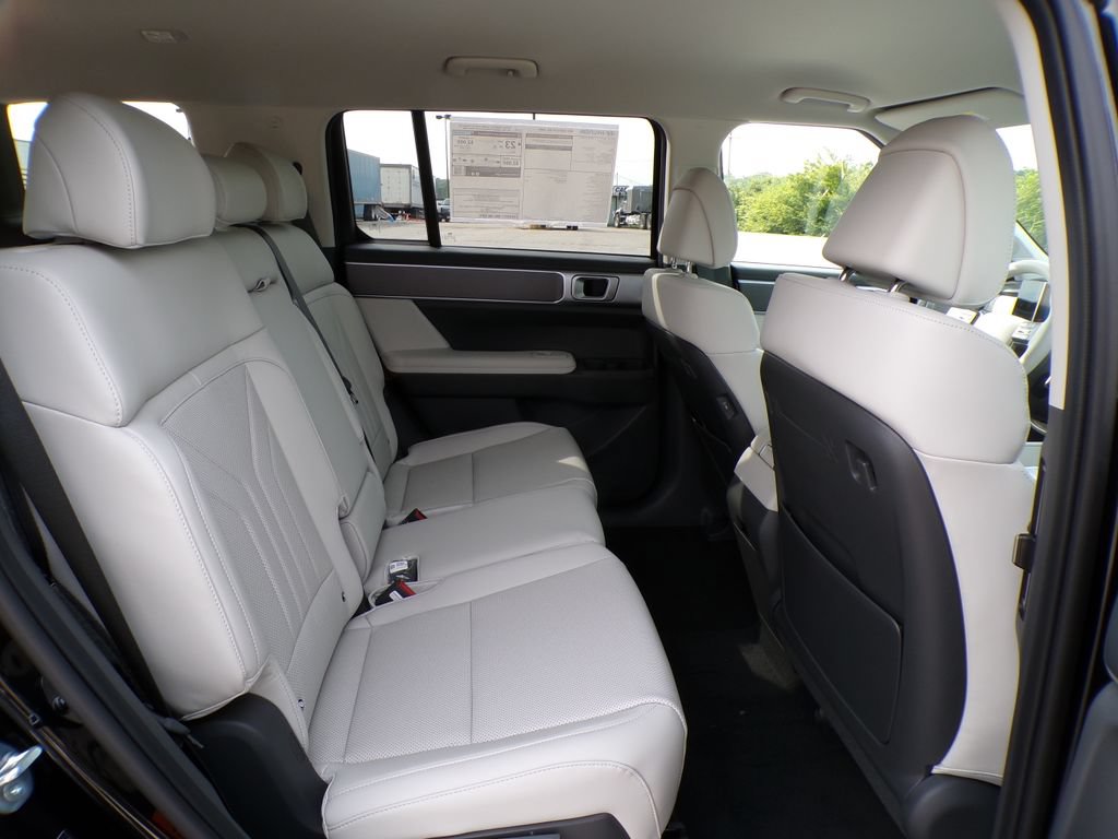 New 2027 Hyundai Santa Fe SEL AWD/4WD image 19
