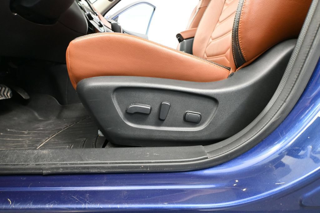 Used 2018 Nissan Rogue SL AWD/4WD image 19