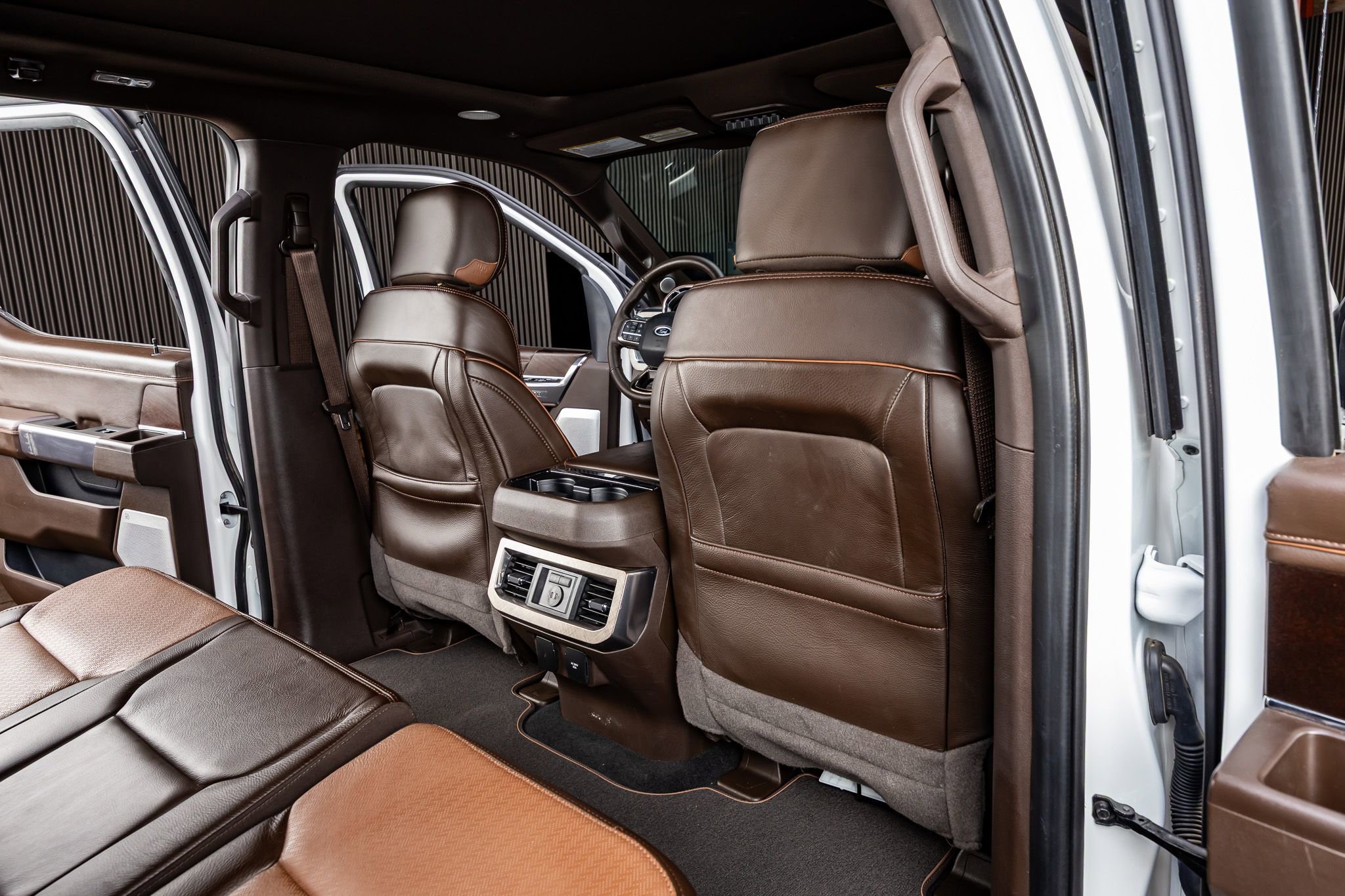 Used 2024 Ford F250 King Ranch w/ FX4 Off-Road Package image 32