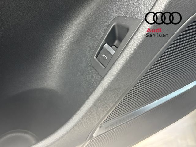 Used 2026 Audi Q8 Premium image 40