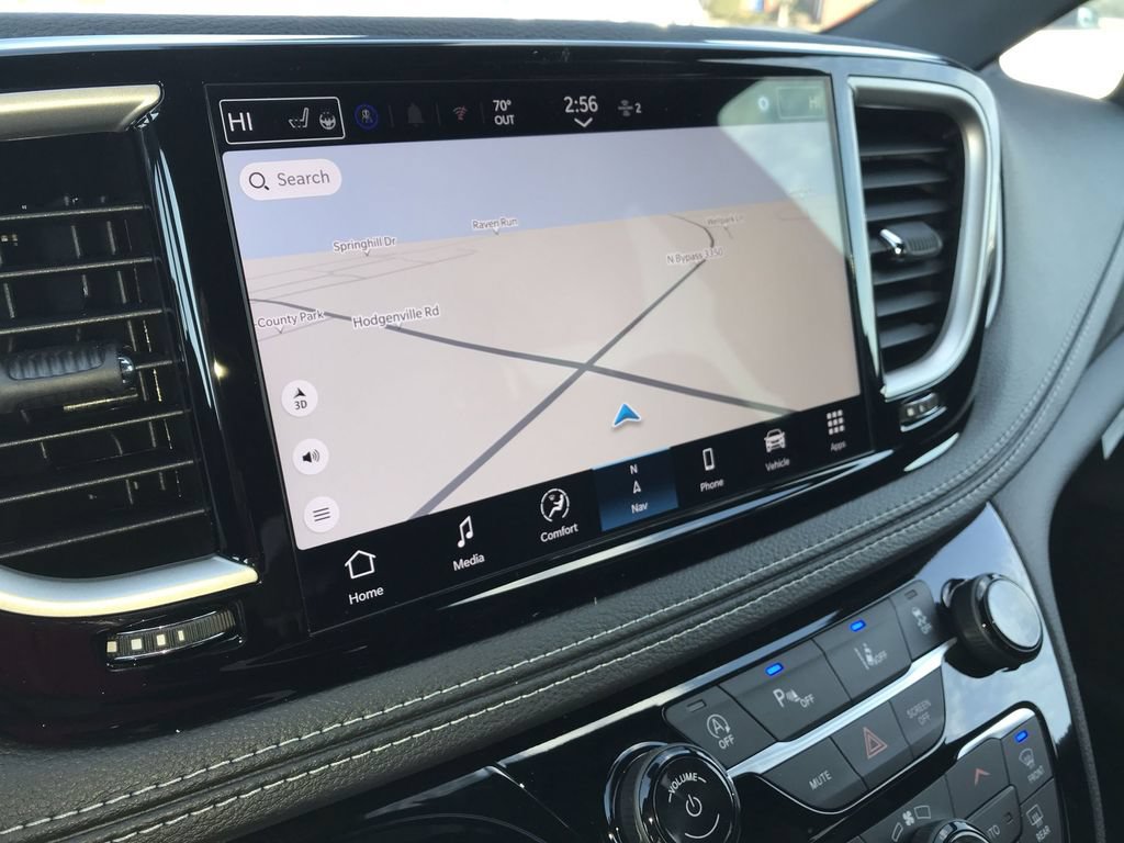 New 2026 Chrysler Pacifica Select FWD image 18